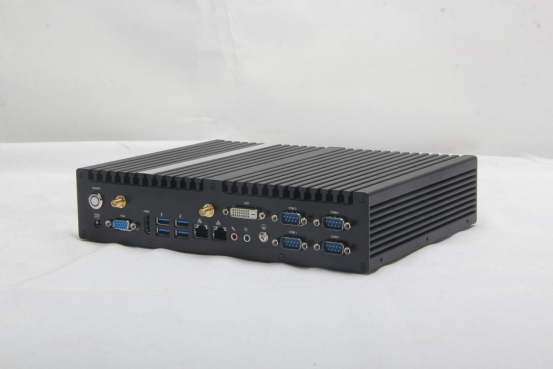 嵌入式工控機.png 嵌入式工控機.png