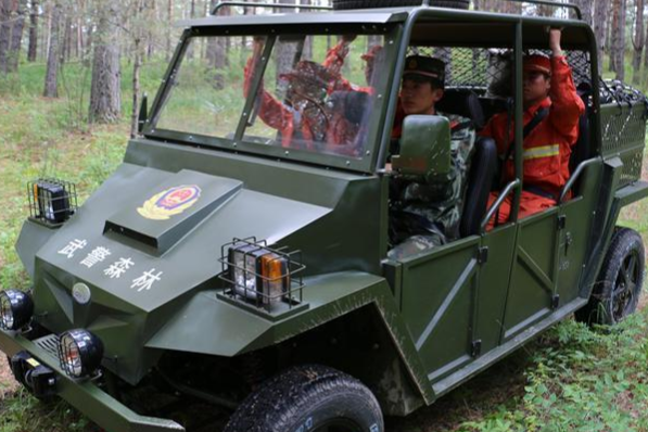 武警多用途山地車.png 武警多用途山地車.png